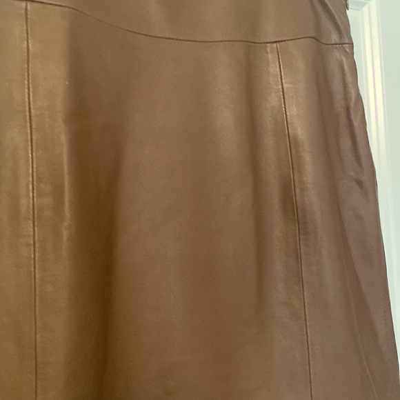 Leather skirt - Picture 2 of 4